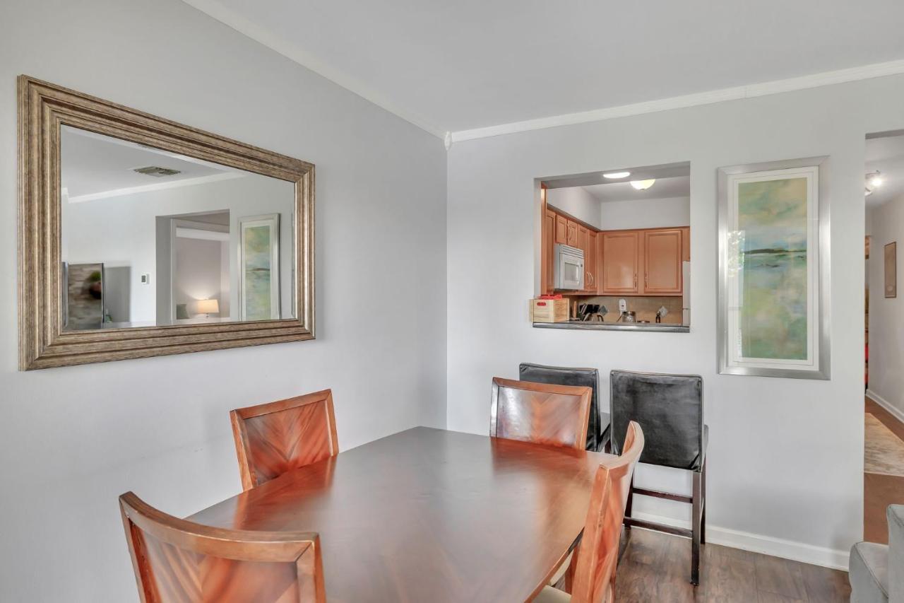 Nash Gold Private Condo - 2Bed, 2Bath, Sleep 6, 25 Min Walk To Broadway And All Nashville Attractions, Pool, Gym Exterior photo