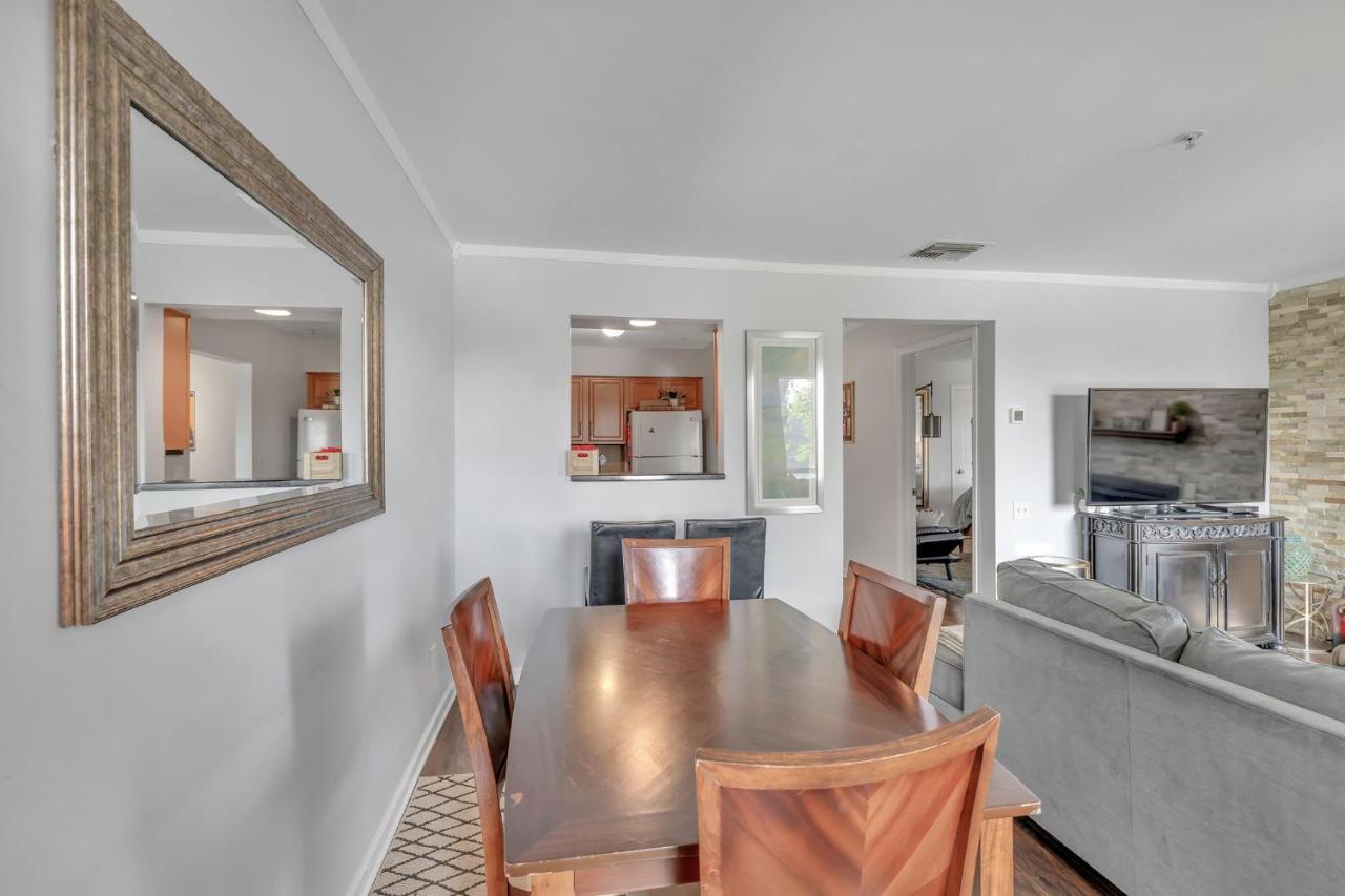 Nash Gold Private Condo - 2Bed, 2Bath, Sleep 6, 25 Min Walk To Broadway And All Nashville Attractions, Pool, Gym Exterior photo