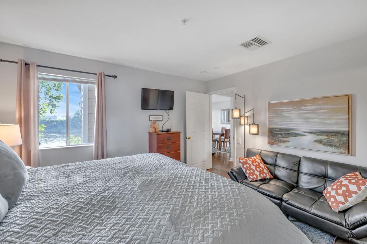 Nash Gold Private Condo - 2Bed, 2Bath, Sleep 6, 25 Min Walk To Broadway And All Nashville Attractions, Pool, Gym Exterior photo