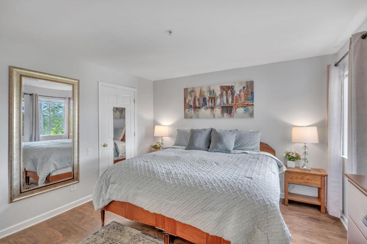 Nash Gold Private Condo - 2Bed, 2Bath, Sleep 6, 25 Min Walk To Broadway And All Nashville Attractions, Pool, Gym Exterior photo