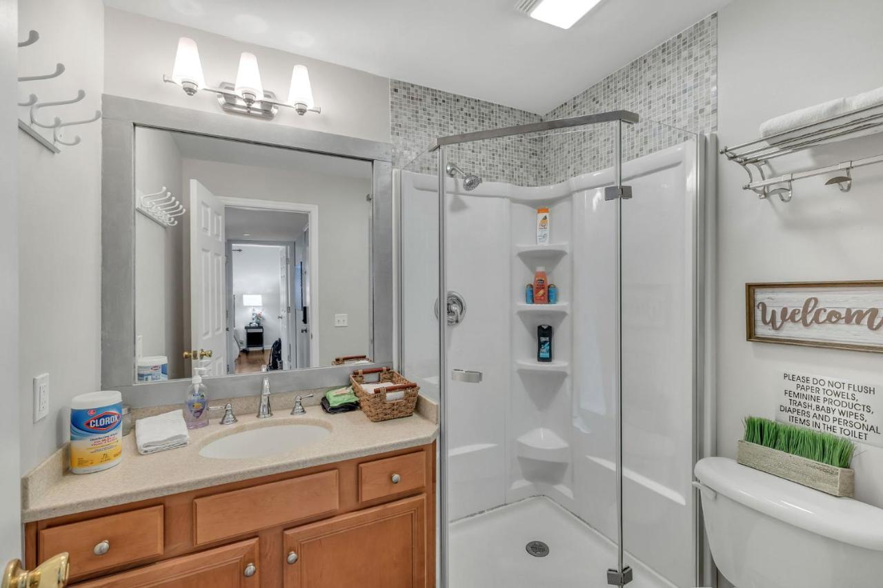 Nash Gold Private Condo - 2Bed, 2Bath, Sleep 6, 25 Min Walk To Broadway And All Nashville Attractions, Pool, Gym Exterior photo