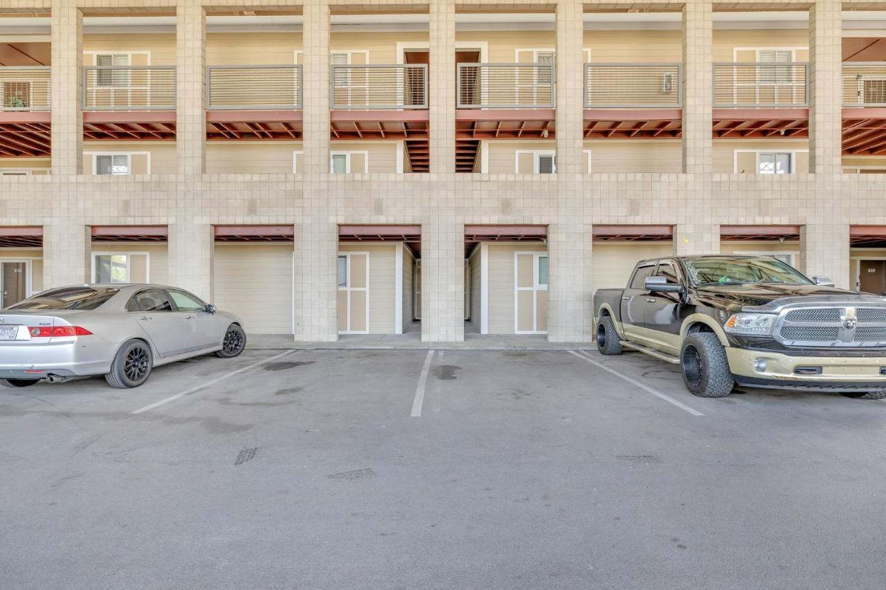 Nash Gold Private Condo - 2Bed, 2Bath, Sleep 6, 25 Min Walk To Broadway And All Nashville Attractions, Pool, Gym Exterior photo